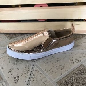 Rosegold slip ons✨